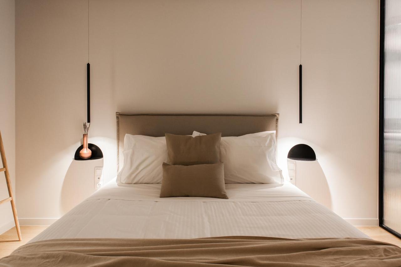 Marvelous 2Br Apartments With Balcony By Upstreet Athene Buitenkant foto