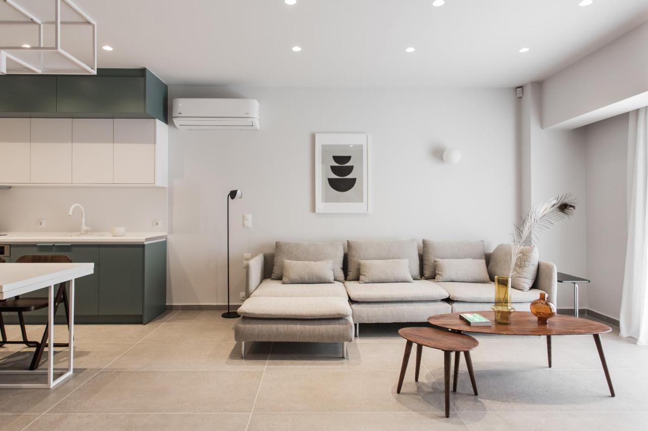 Marvelous 2Br Apartments With Balcony By Upstreet Athene Buitenkant foto