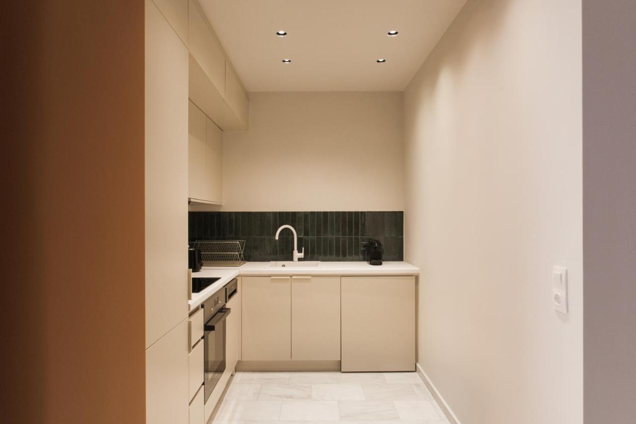 Marvelous 2Br Apartments With Balcony By Upstreet Athene Buitenkant foto