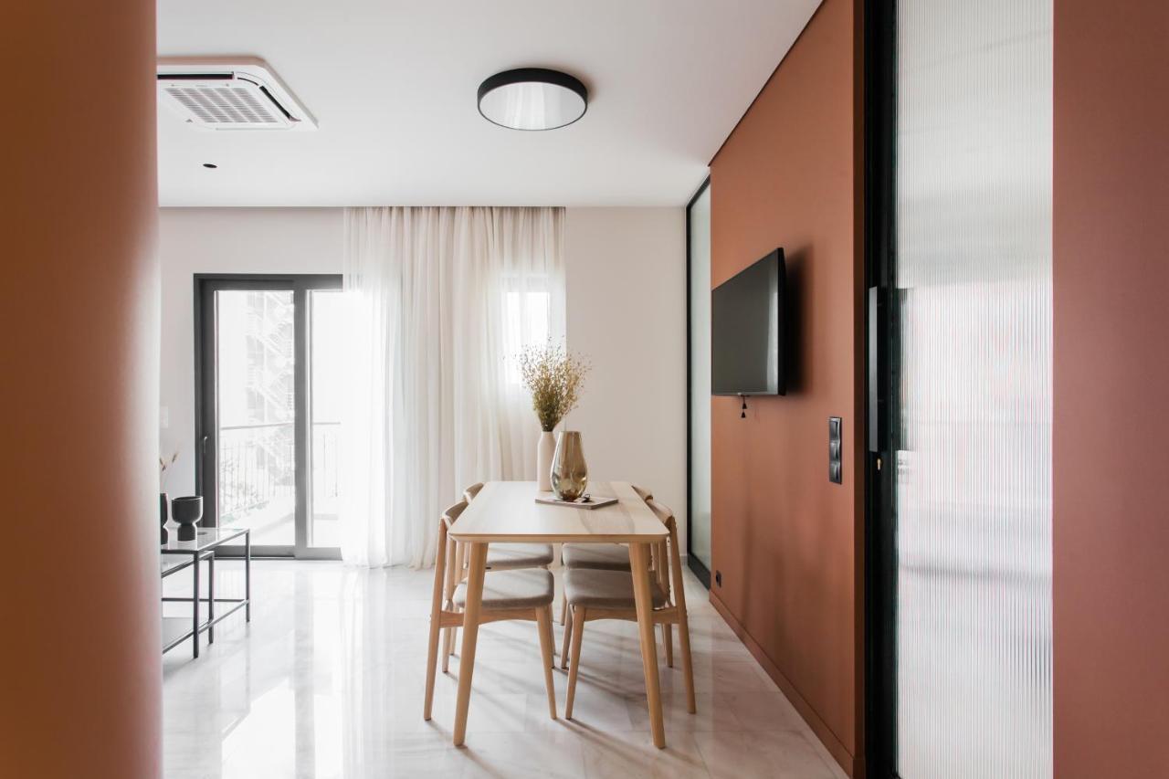 Marvelous 2Br Apartments With Balcony By Upstreet Athene Buitenkant foto
